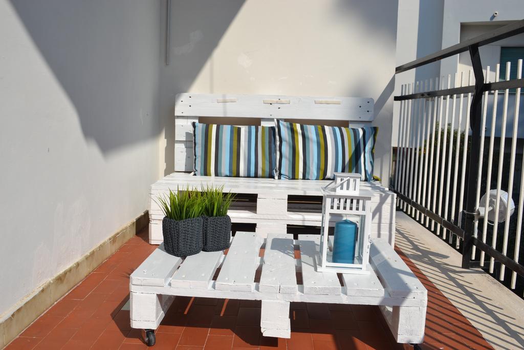 Cento Passi Dal Mare Apartment Гаета Стая снимка