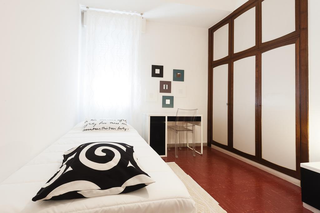 Cento Passi Dal Mare Apartment Гаета Стая снимка